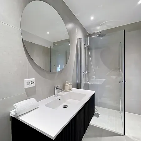 Waterfront Luxury By