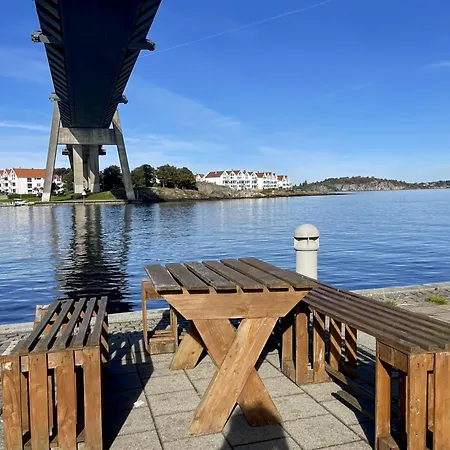 Waterfront Luxury By Leilighet *